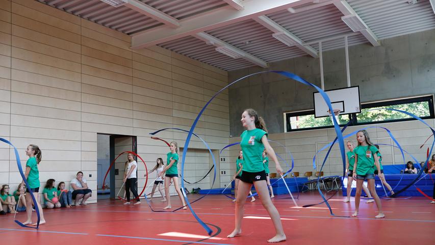 Herzogenaurach: Realschüler feiern ihre neue Turnhalle