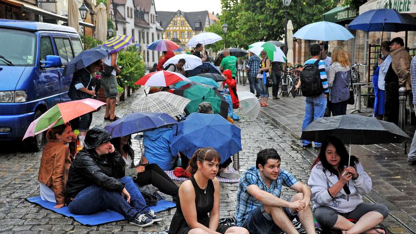 Abgesagtes Weinfest: Protest-Picknick in der Gustavstraße