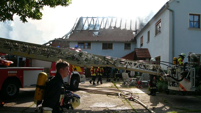 Kälber verbrennen in Schweibach bei Lauterhofen