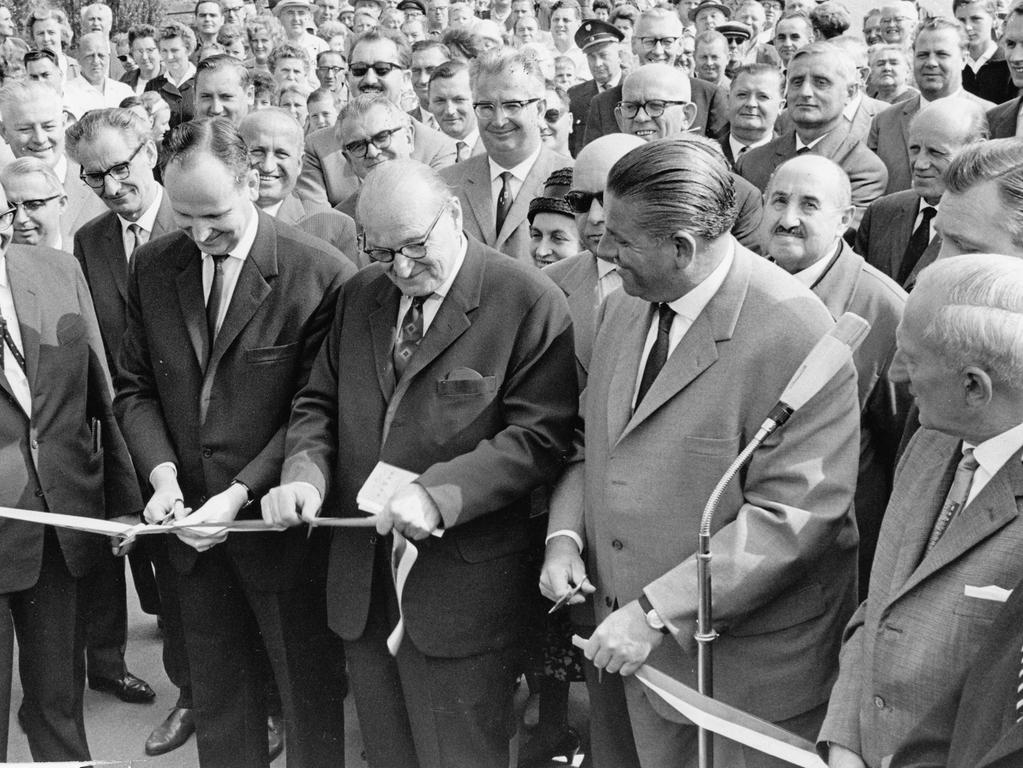13. August 1964: Nürnberg und Fürth verbindet die Kurgartenbrücke