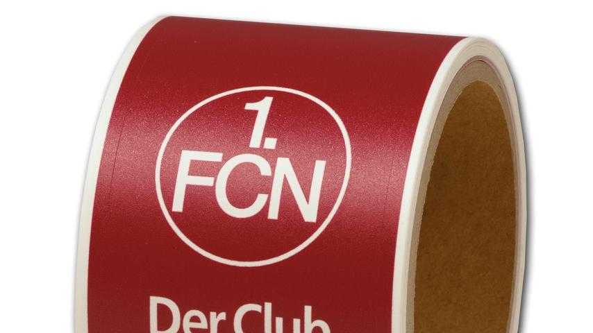 Was in Sachen Fanartikel aus dem Rahmen fällt (oder eben nicht), ist das "Fanster" des 1. FC Nürnberg. Fensterrahmenfolie mit dem Club-Emblem - für so viel Durchblick gibt es Vorteil Nürnberg.