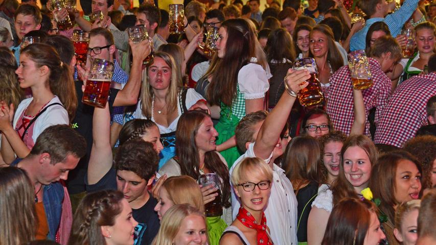 Gipfelstürmer und Co.: Montagabend beim Jura-Volksfest