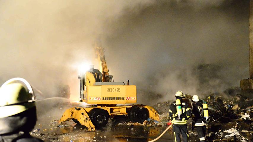 250.000 Euro Schaden bei Großbrand in Recycling-Anlage