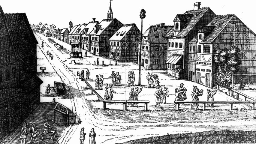 Es ist noch gar nicht so lange her, da war das coole Szeneviertel Gostenhof nicht mehr als ein Dorf. Dann galt es lange als das "Glasscherbenviertel" Nürnbergs. Unsere Bildergalerie zeigt, wie es in Gostenhof aussah, bevor es hip wurde, dort zu wohnen. Gefeiert hat man schon immer in dem Viertel, wie auf einem historischen Kupferstich Johann A. Böners um 1700 zu sehen.