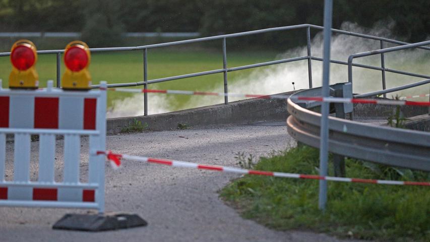 Am Freitagabend kam es zu einem Zwischenfall bei der Entschärfung von Weltkriegsmunition an der sogenannten Eselsbrücke in Meschenbach bei Untersiemau (Landkreis Coburg).