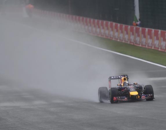 Schlechtes Wetter, miese Stimmung, aber immerhin Startplatz drei: Sebastian Vettel in Spa.
