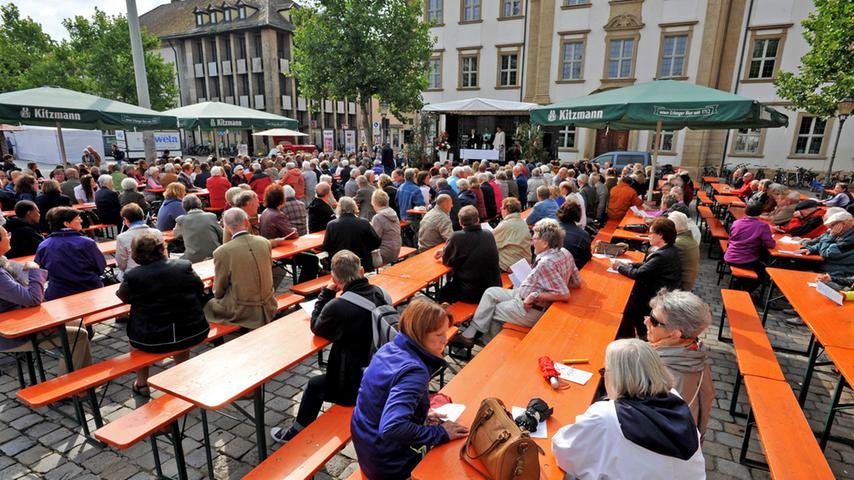 Marktplatzfest, Französischer Markt und Augustmarkt: In Erlangen konnten sich die Bewohner der Hungenottenstadt nicht über zu wenig Programm am Wochenende beschweren.