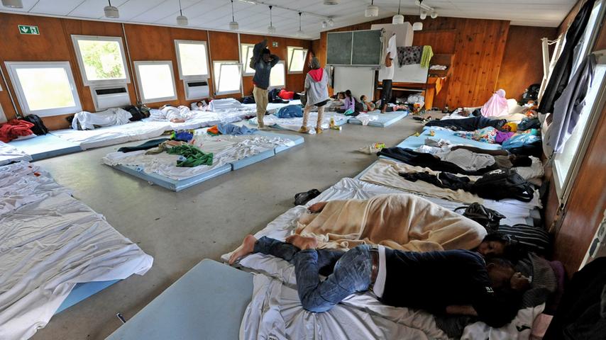 "Absoluter Notfall": Flüchtlingscamp in Zirndorf überfüllt