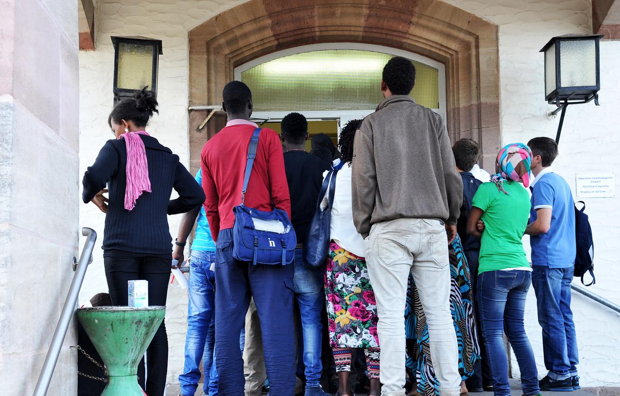 Mehr Personal benötigt der Leiter der Asylgruppe St. Rochus Erwin Bartsch für die Zenrale Aufnahmestelle für Flüchtlinge.