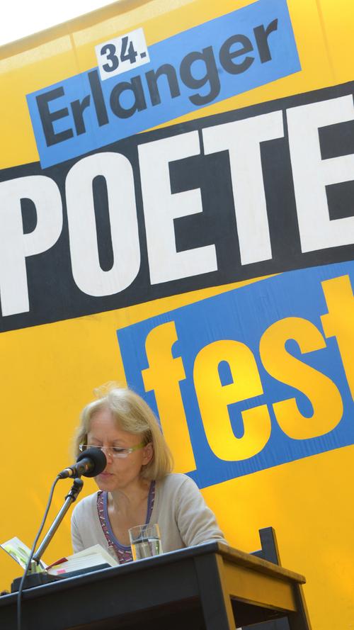 Literarische Verführung: Poetenfest lockte in den Schlossgarten