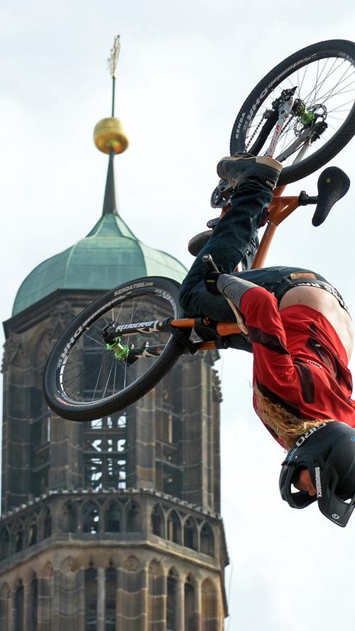 Das ist auch der Reiz für die Weltelite des Freeride-Mountainbikens, die sich bereits zum vierten Mal in Nürnberg versammelt hat.