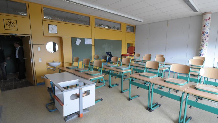 So sehen die noch nicht sanierten Klassenzimmer aus.