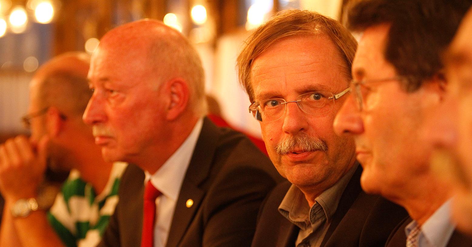 DFB-Vizepräsident Rainer Koch beim NN-Stammtisch auf dem Nürnberger Volksfest (Archivbild).