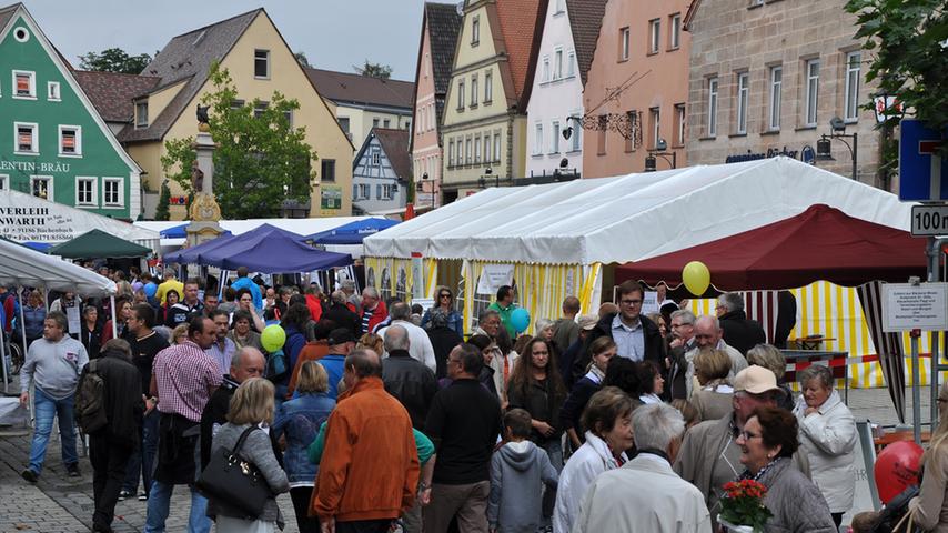 Gute Stimmung, buntes Vereinsleben: Das Rother Altstadtfest