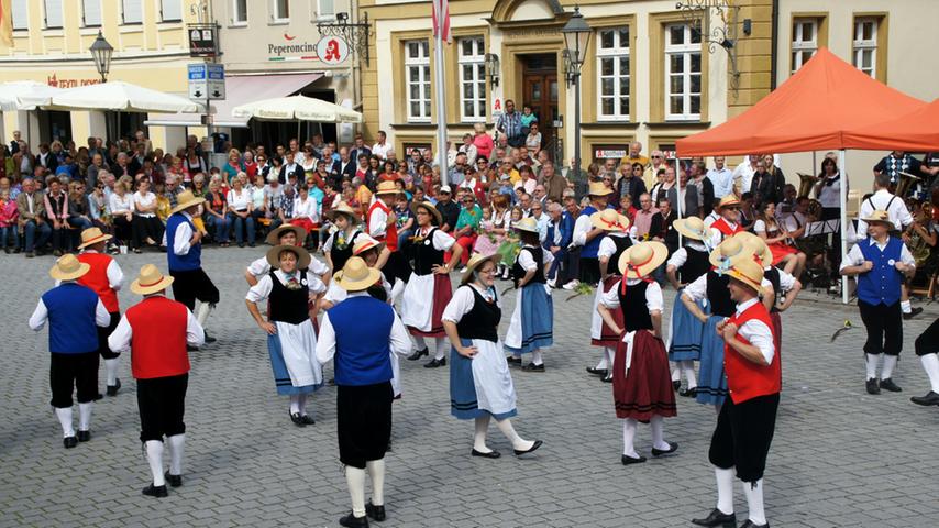 Hoch das Bein: In Gunzenhausen tanzten die Schäfer