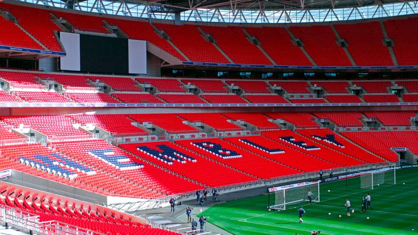 1966, 1996, 2020 - nein, die Sportfreunde Stiller sind nicht ins Tonstudio gegangen. Das legendäre und 2007 kernsanierte Wembley-Stadion wird nach der WM 66 und der EM 96 auch 2020 die Ehre zuteil, das Endspiel auszurichten. Auch für die beiden Halbfinals hat Englands Hauptstadt den Zuschlag bekommen.
