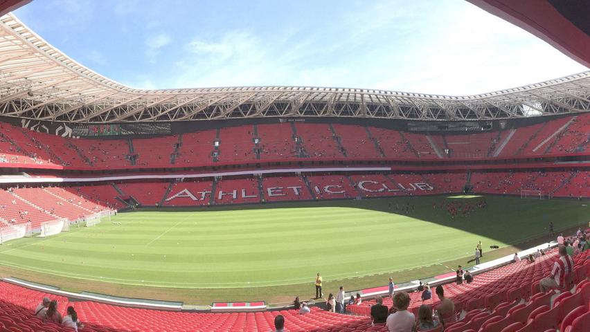 Der ganze Stolz der Basken: Seit 2013 trägt Athletic Bilbao seine Spiele im neuen Stadion San Mames aus. Nicht Madrid, nicht Barcelona, Bilbaos 53.000-Arena schickt Spanien für die EM ins Rennen.