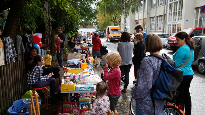 Tand und Trödel: Hofflohmarkt in Ziegelstein