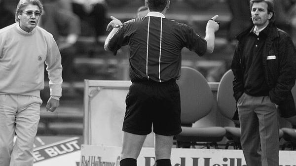 ... stieg er mit dem FCN nur aufgrund der schlechteren Tordifferenz in die 2. Liga ab. Am 18. Februar war seine Zeit in Nürnberg schon wieder abgelaufen.