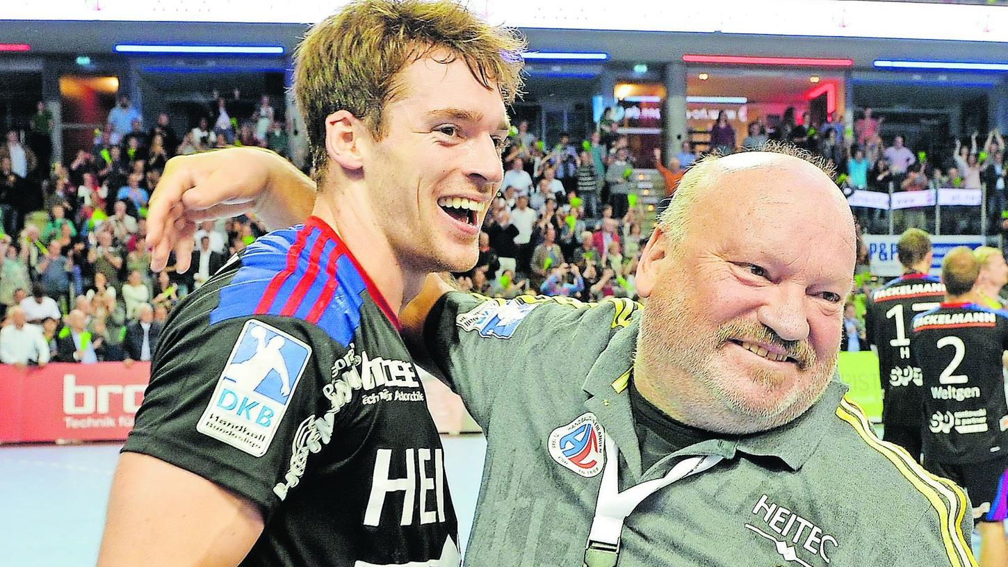 Strahlemänner: Ole Rahmel und Trainer Frank Bergemann freuen sich über den Sieg.