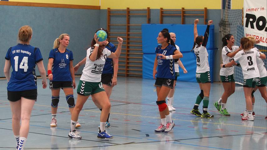 Zirndorfer Handballdamen bezwingen Regensburg knapp mit 19:18