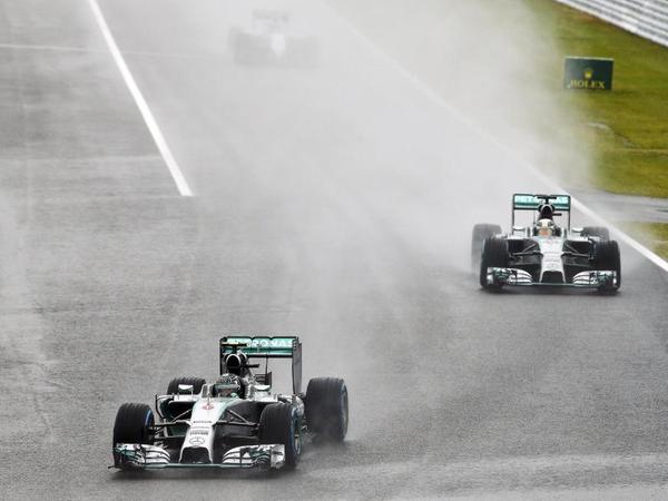 Die Silberpfeile dominieren zur Zeit die Formel 1.