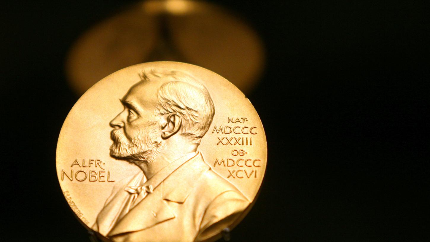 Die Erbgutforscher Tomas Lindahl, Paul Modrich und Aziz Sancar werden mit dem Nobelpreis für Chemie ausgezeichnet.