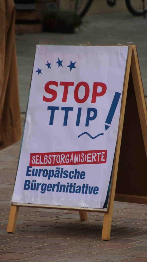Das transatlantische Freihandelsabkommen ruft internationalen Protest hervor.