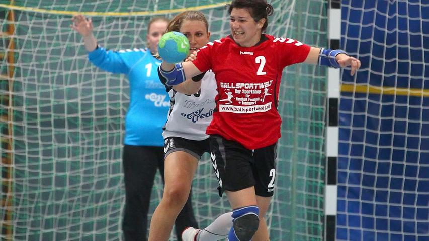 Zirndorfer Handball-Damen feiern Derbysieg
