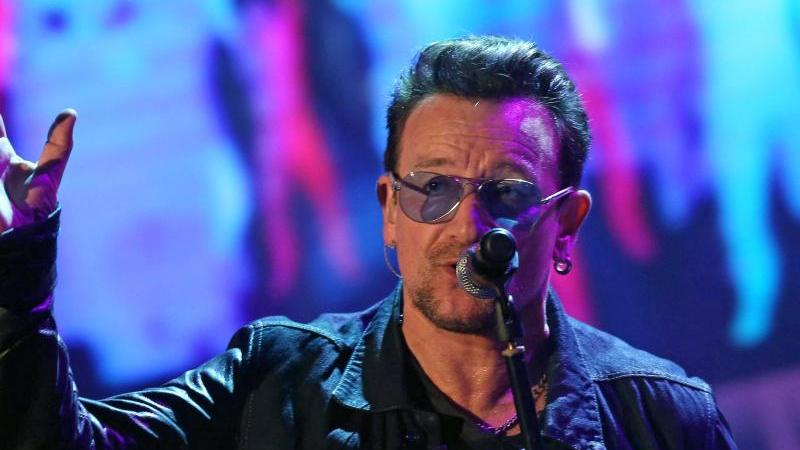 U2-Frontmann Bono taucht in den "Paradise Papers" auf. (Archivbild)