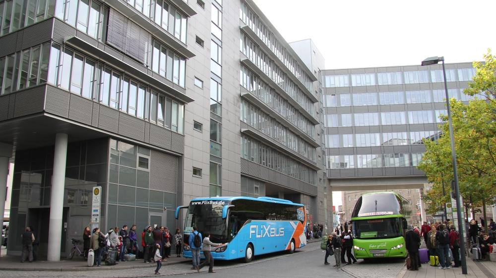 Die Infrastruktur des ZOB am Willy-Brandt-Platz in Nürnberg soll verbessert werden.