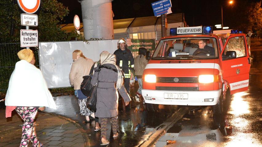 Gewitter über Erlangen: Flüchtlinge sollten evakuiert werden