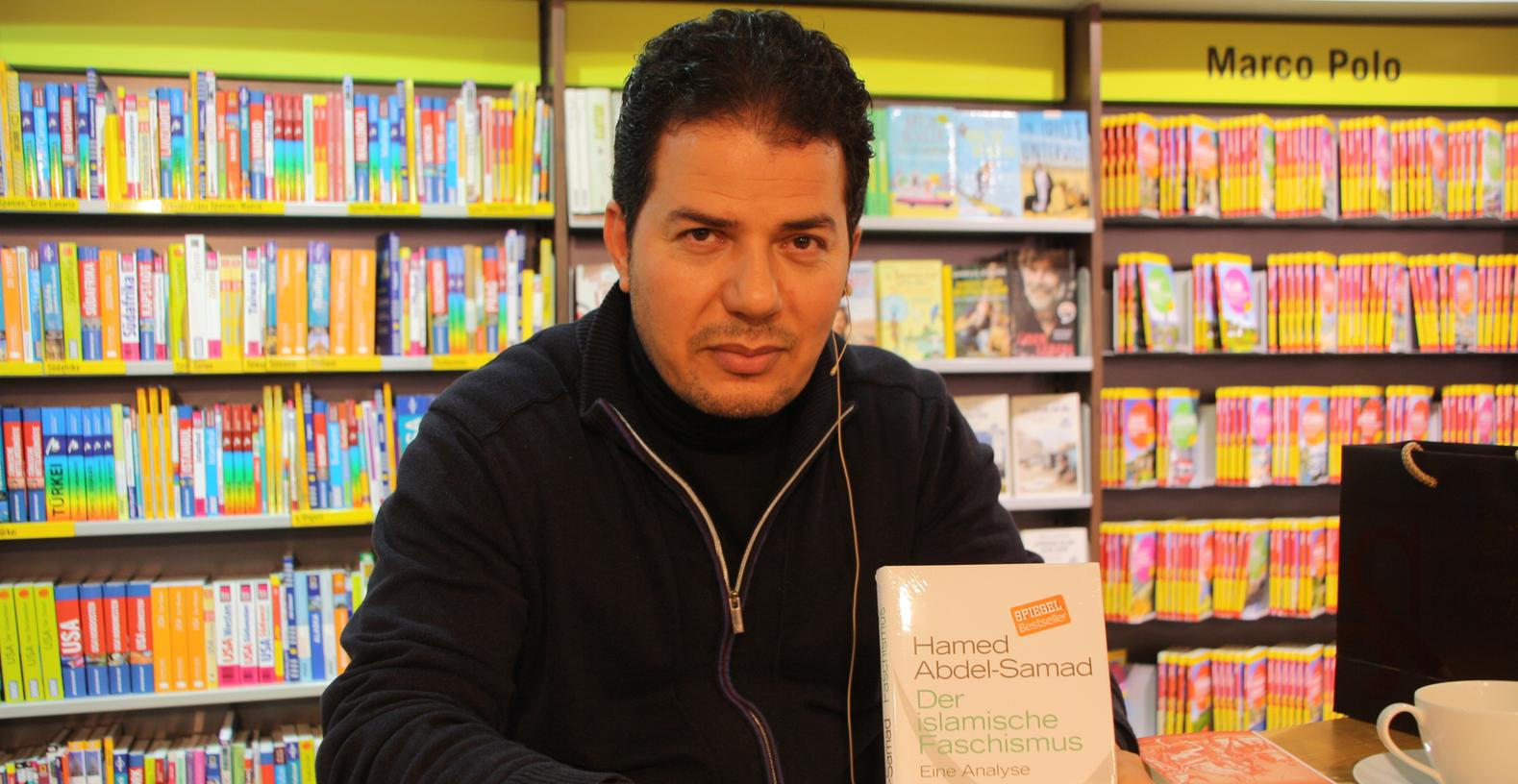 Der deutsch-ägyptische Politologe und Autor Hamed Abdel-Samad stellt sein neues Buch "Der islamische Faschismus" in Bamberg vor.