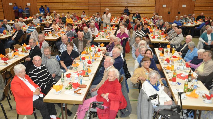 Senioren feiern einen Nachmittag in Höchstadt