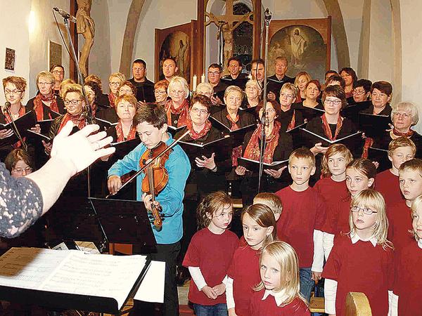 Burgsalacher Chor feierte