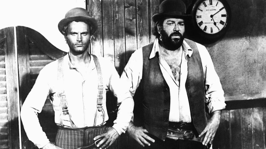 In typischer Spencer- und Hill-Manier prügeln sich die beiden Darsteller auch im Italo-Western-Klamauk von 1971 "Vier Fäuste für ein Halleluja" mit den Bösewichten um die Wette.