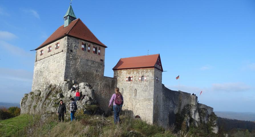 Über der Burg Hohenstein...