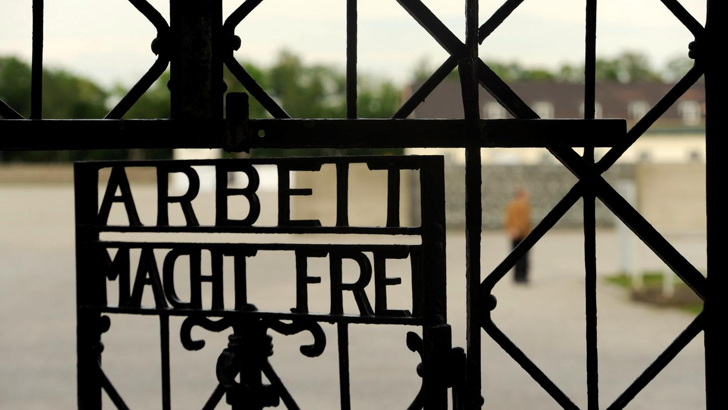 Ein Tor zur KZ-Gedenkstätte Dachau.