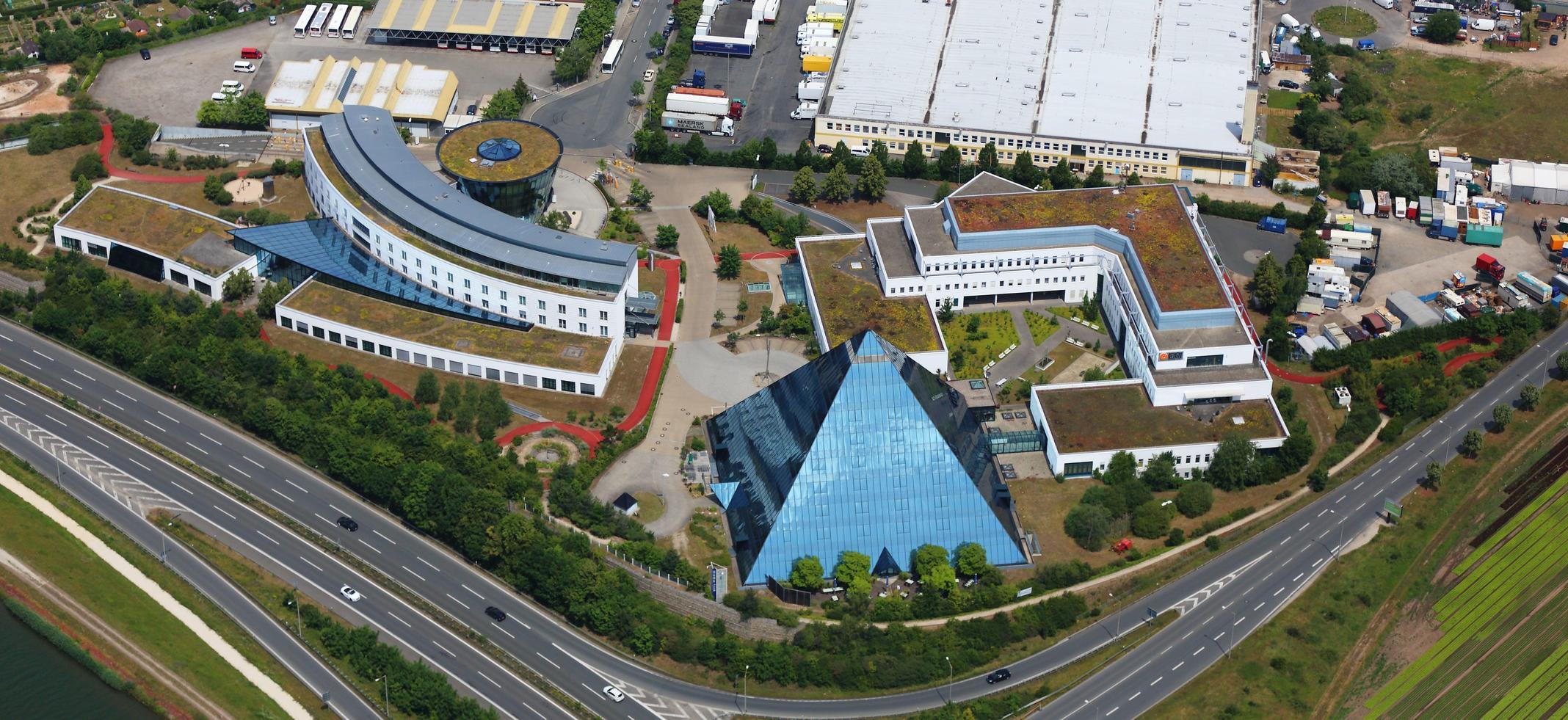 Fürths Pyramide: Markantes Wahrzeichen in der Südstadt