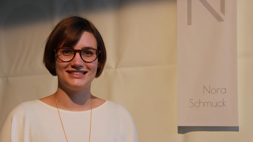 Seit September macht Nora Reitelshöfert (20) eine Ausbildung zur Goldschmiedin.