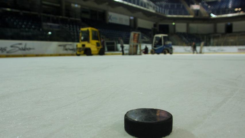 Parkett aufs Eis: Arena-Umbau für den HC Erlangen