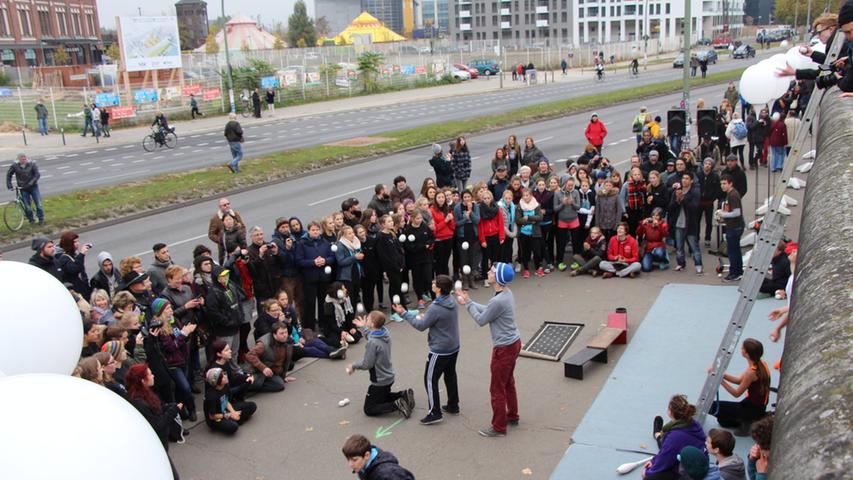 Circusverein Neumarkt feiert in Berlin den Mauerfall 