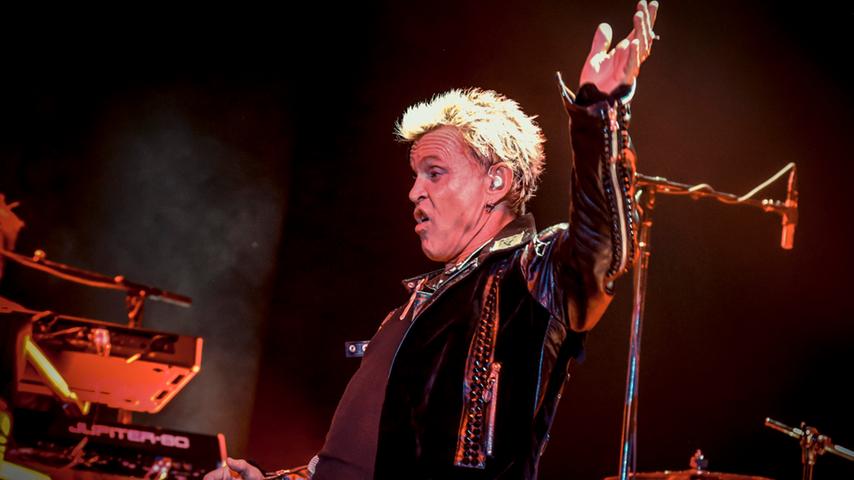 Billy Idol: Punk-Rock-Legende in der Arena Nürnberg