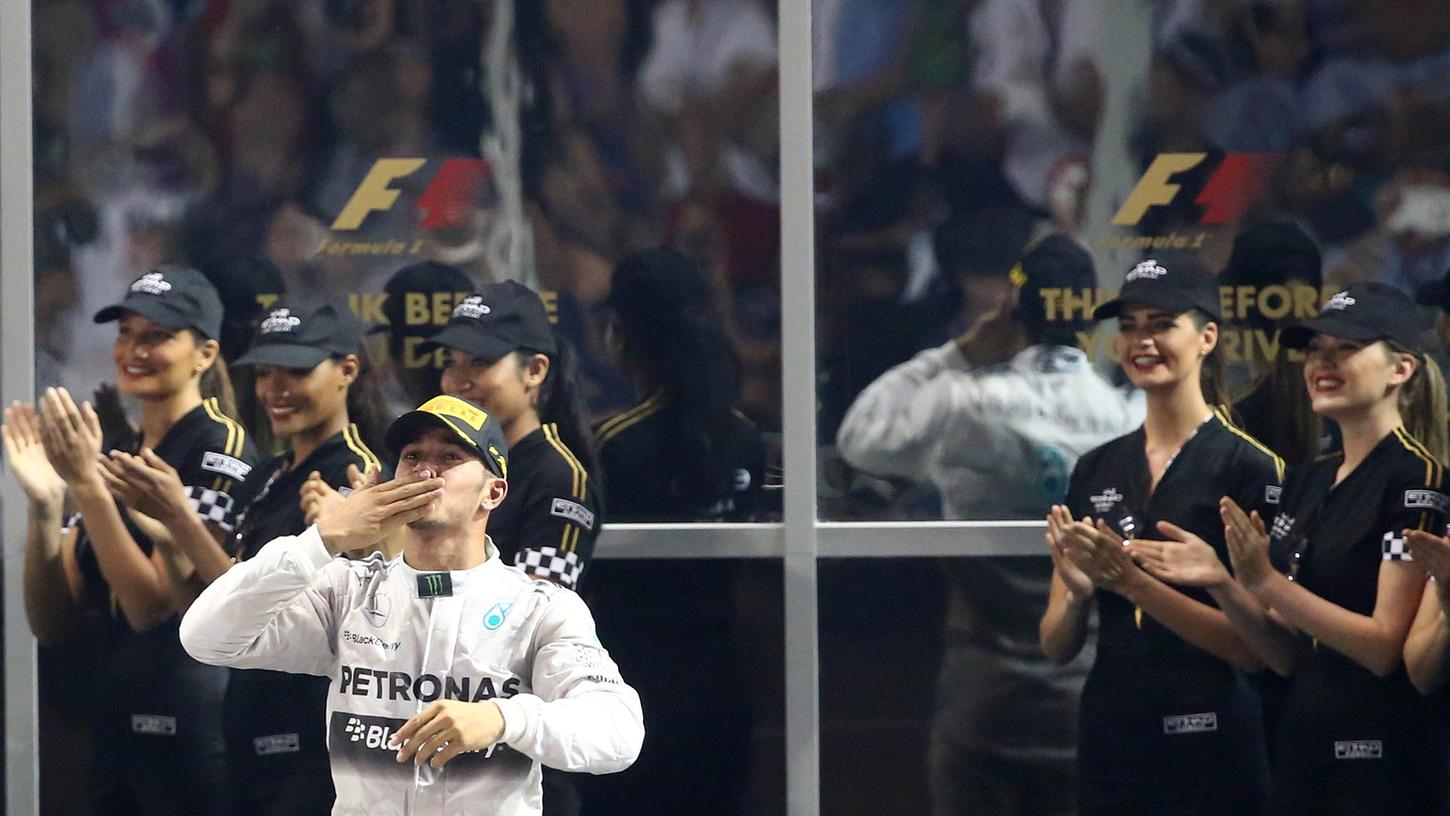 Hamilton ist Weltmeister - Alptraum-Finale für Rosberg