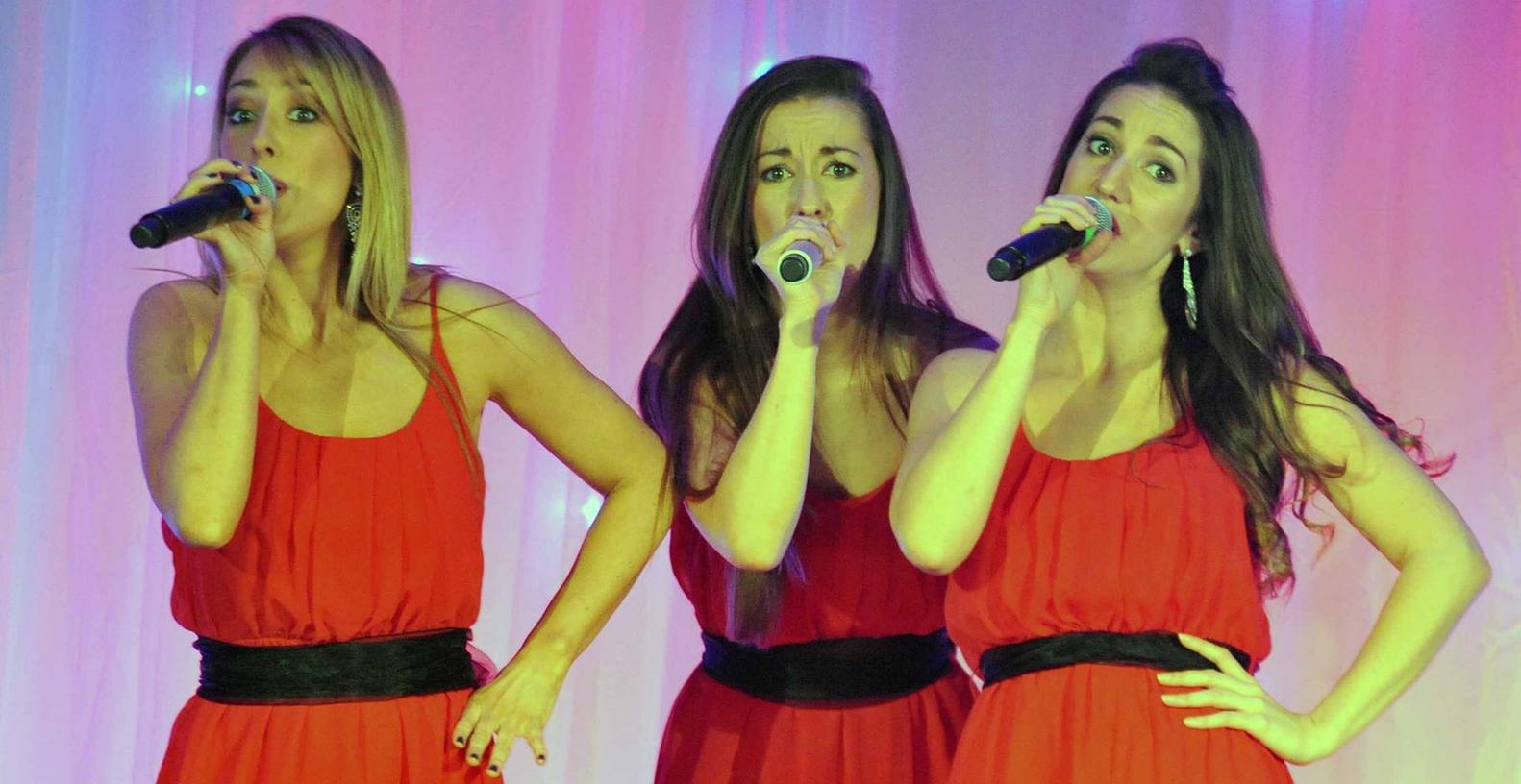 Im Mittelpunkt der Musik- und Tanzshow „Women of Ireland“ standen die drei singenden O’Neill-Schwestern.