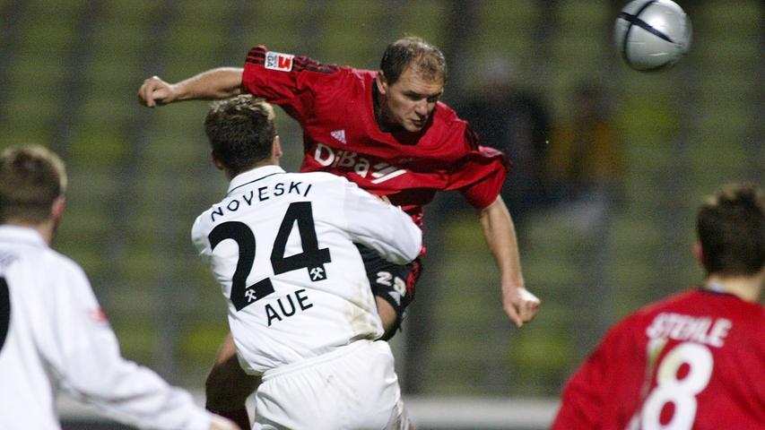 48 Tore und gefühlt ständig mit einem Bein im Nürnberger Fahrstuhl: Das war Sasa Ciric. Seine Karriere im Zeitraffer: Geholt in der 2. Liga, mit dem FCN auf- und wieder abgestiegen und als Krönung in der Saison 2003/04 zum zweiten Mal aufgestiegen, ehe Ciric seine Laufbahn in Offenbach ausklingen ließ.