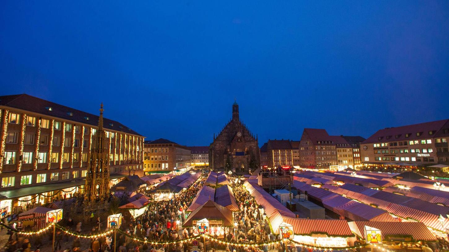Noch bis zum Heiligen Abend lockt der Nürnberger Christkindlesmarkt in die Noris.