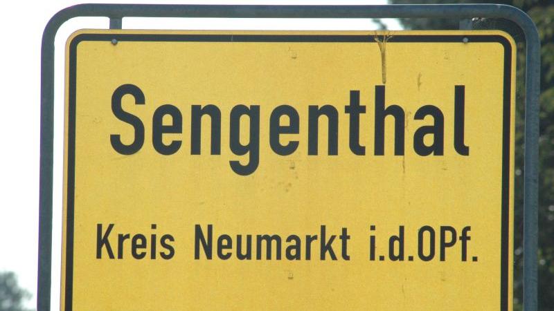 Ortsschild Sengenthal