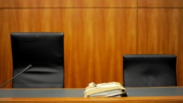 Ein 25-jähriger Student wurde vom Amtsgericht zu einer Bewährungsstrafe verurteilt. Ein 25-jähriger Student wurde vom Amtsgericht zu einer Bewährungsstrafe verurteilt.