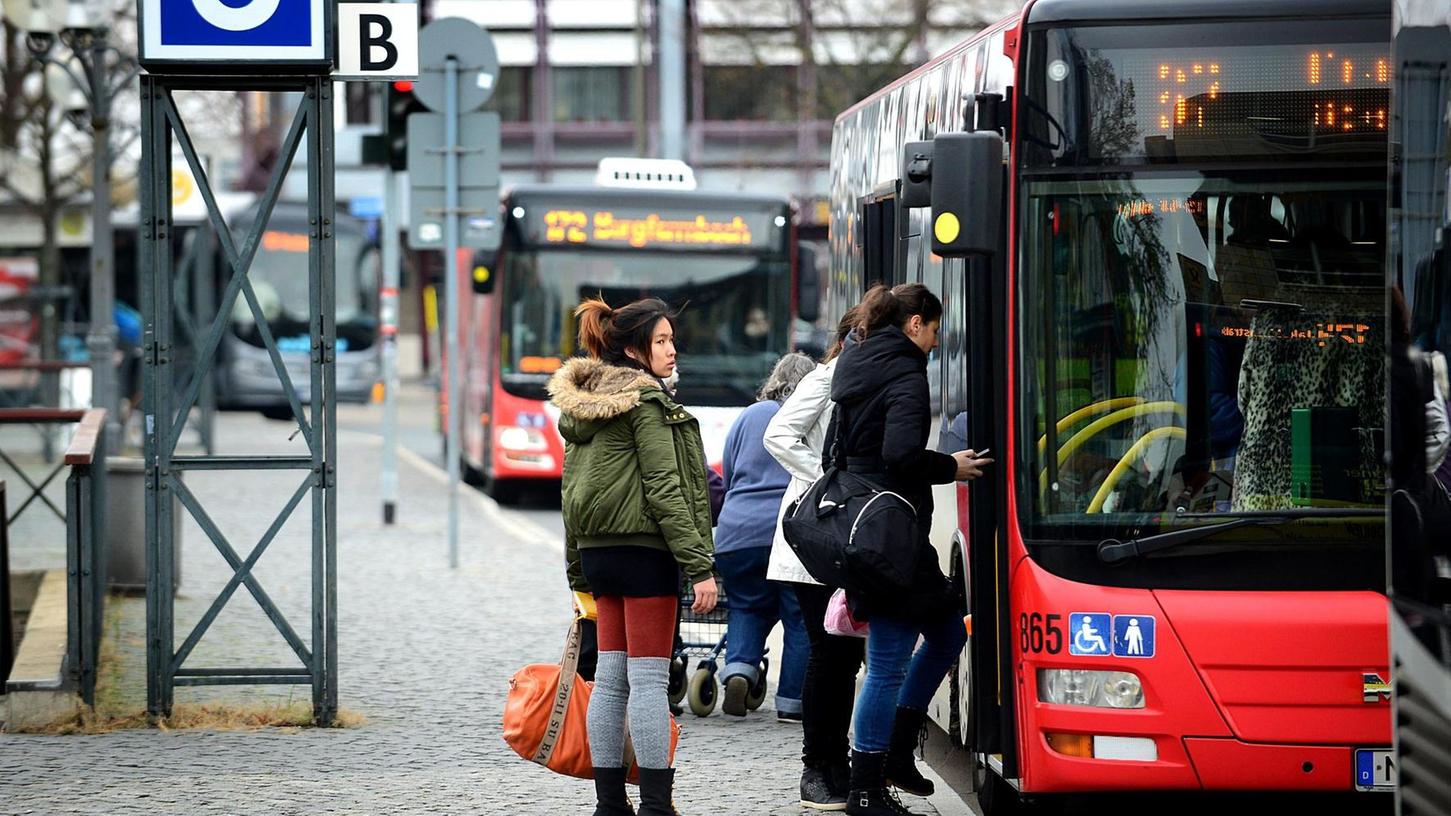 Fürther Busse: Weniger Fahrgäste und viele Verspätungen